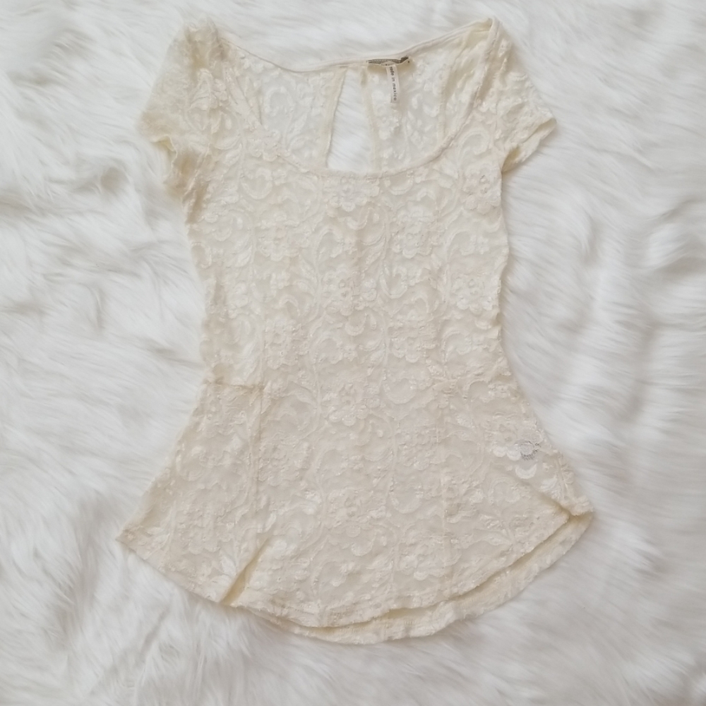 Lace top! - Picture 5 of 6